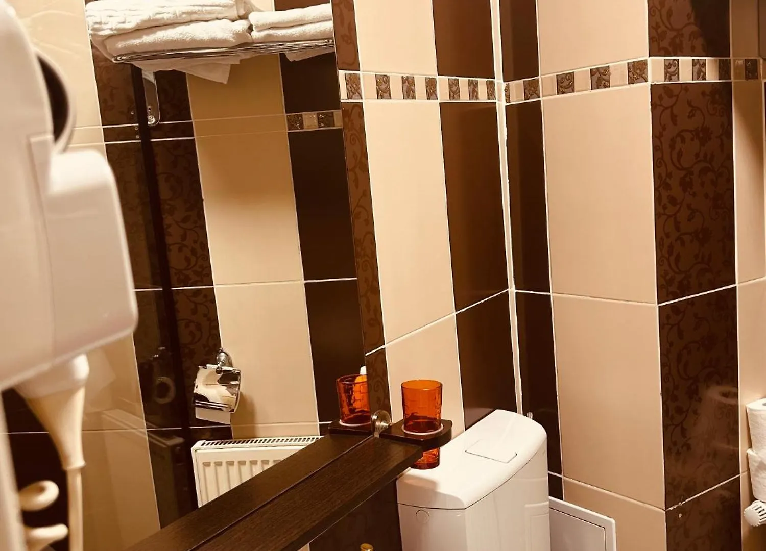 Hotel Civic Center Zava بوخارست 3*,  رومانيا