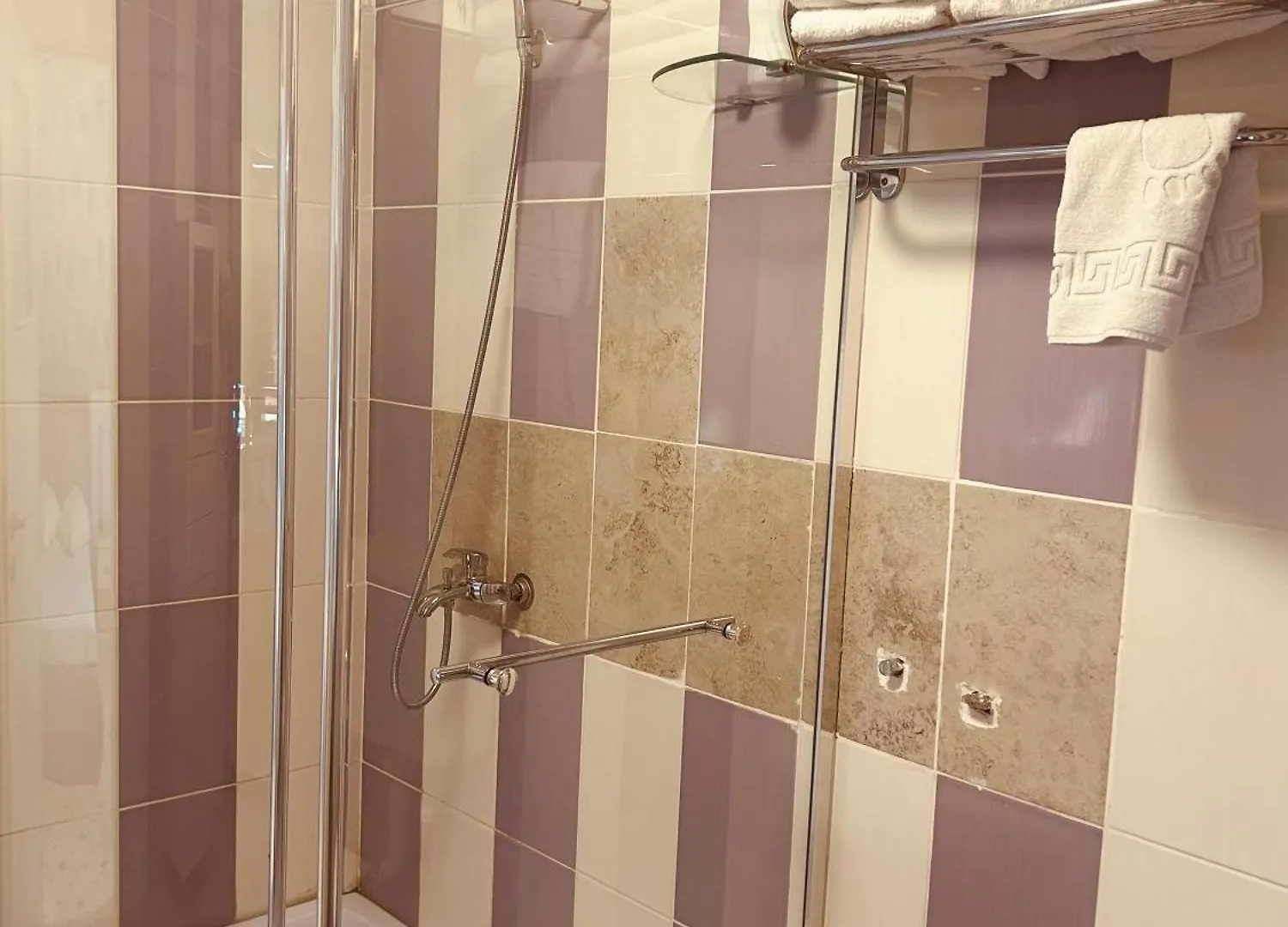 Hotel Civic Center Zava بوخارست رومانيا